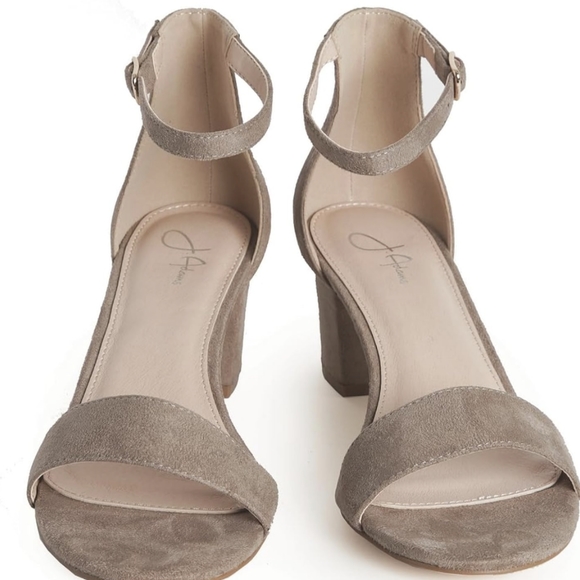 Sandals - Picture 2 of 4